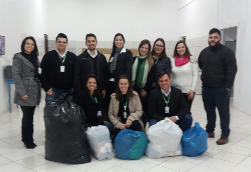 Abrigo Provisório recebe doações da Sicredi